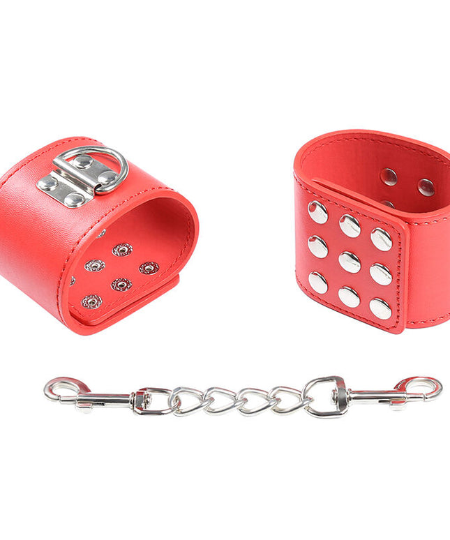 OHMAMA FETISH - MANETTE ROSSE CON CHIUSURA A SCATTO