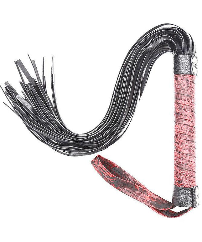 ohmama fetish scandalo latigo