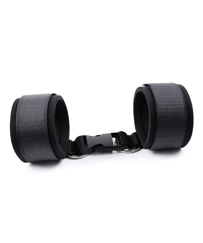 OHMAMA FETISH - FERMAPOLSO IN NEOPRENE CON GANCIO E ANELLO