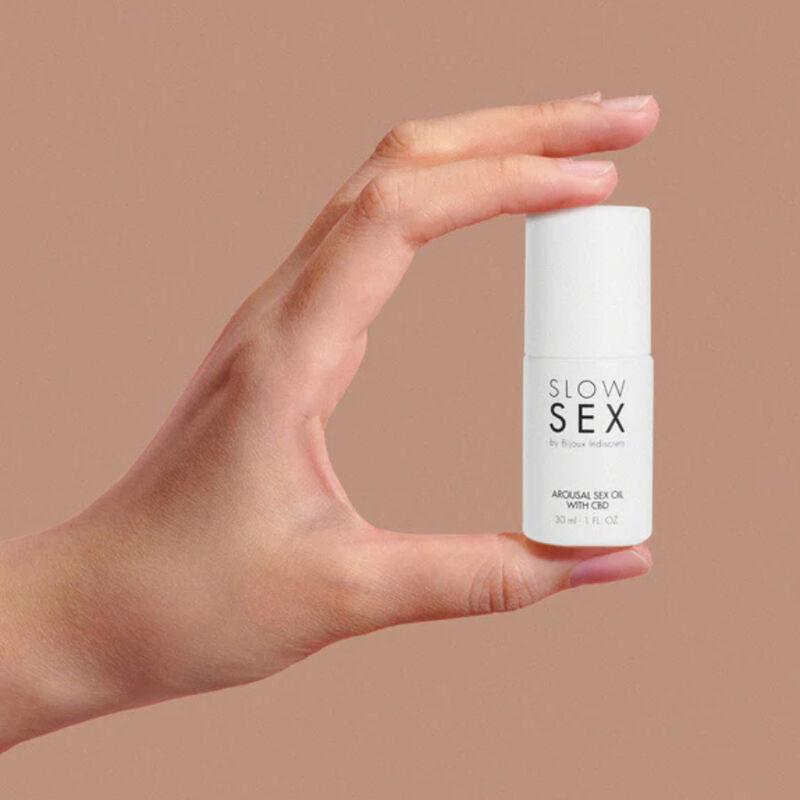 bijoux slow sex olio da massaggio sessuale con cbd 30 ml