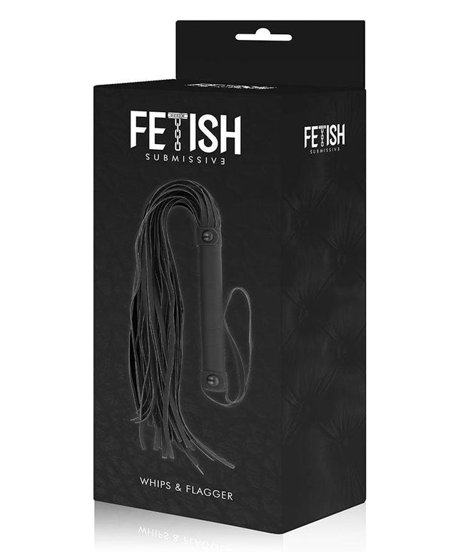 fetish submissive frusta in pelle vegana 1