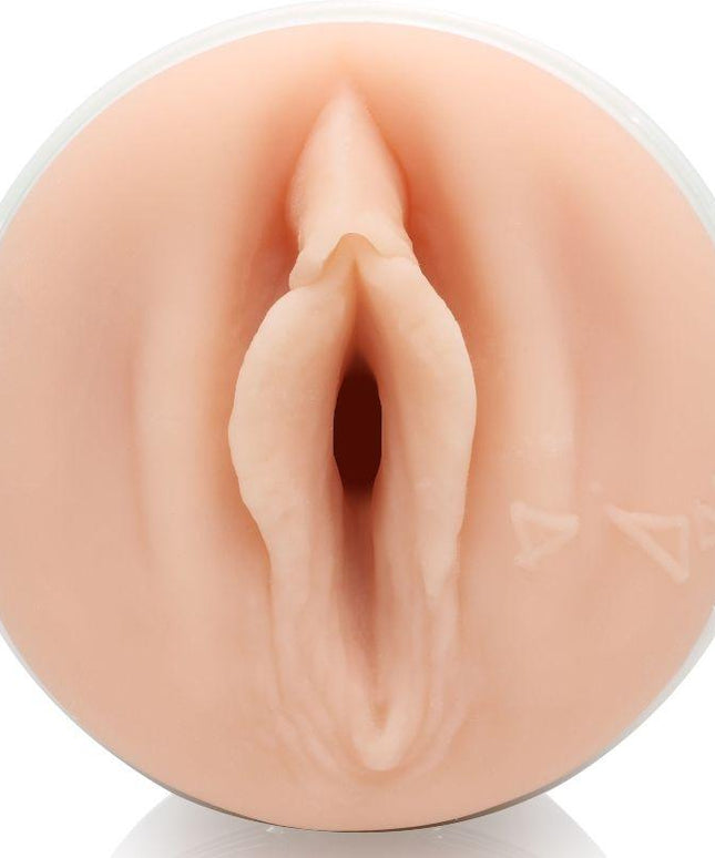 fleshlight girls abella pericolo vagina
