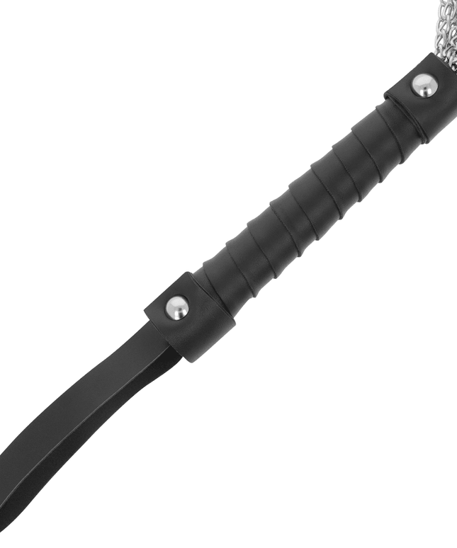 darkness frusta bondage bdsm in metallo