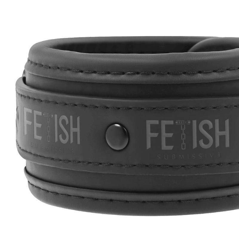 fetish submissive collana e manette in pelle vegana con fodera in noprene