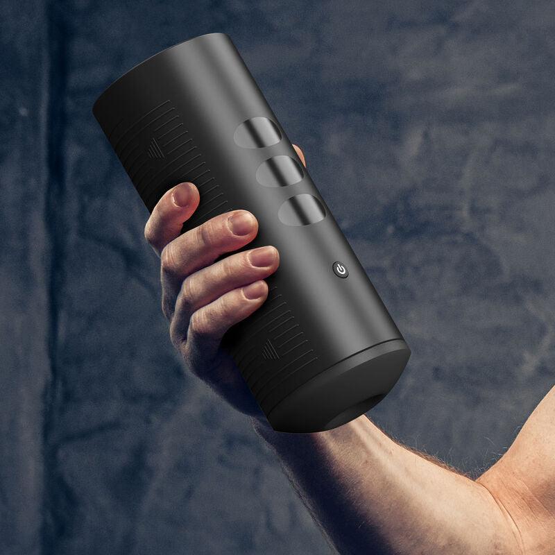 kiiroo masturbatore tecnologico titan